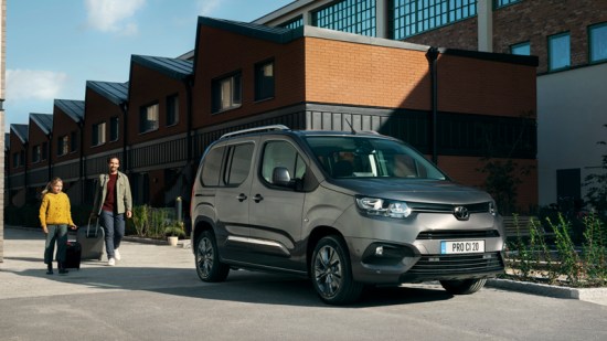 toyota verso