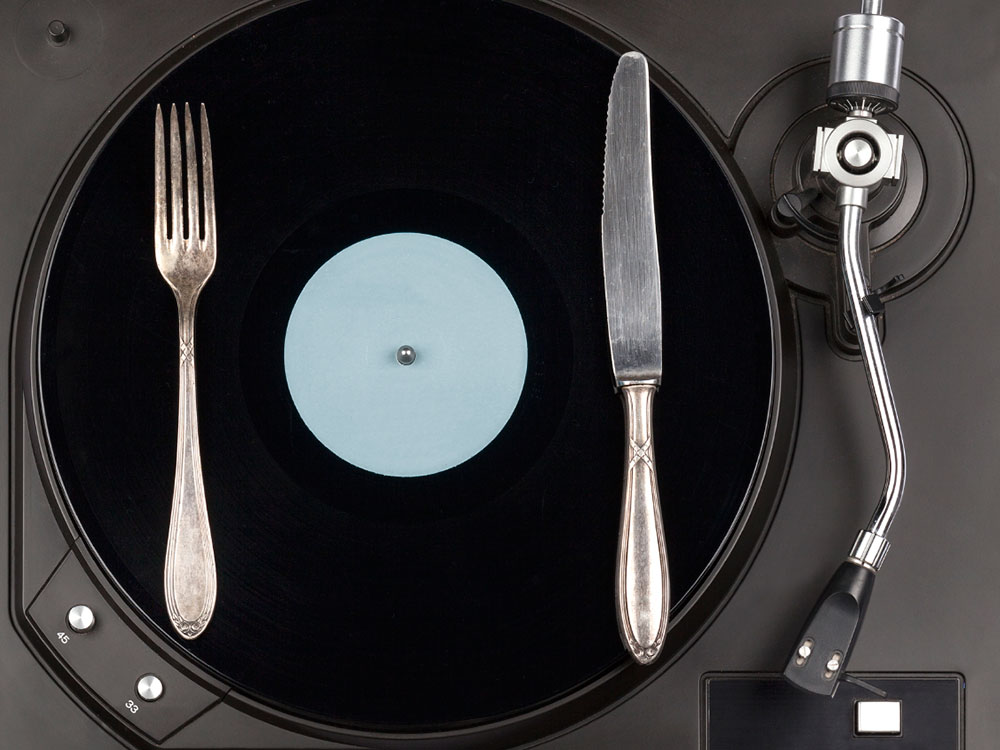 Comida con música