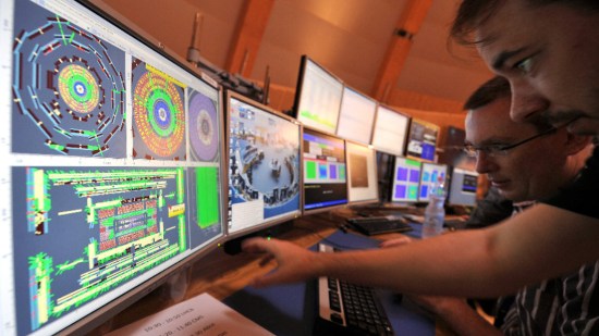 Aceleradores como el del CERN (Ginebra) crea antimateria al colisionar las partículas