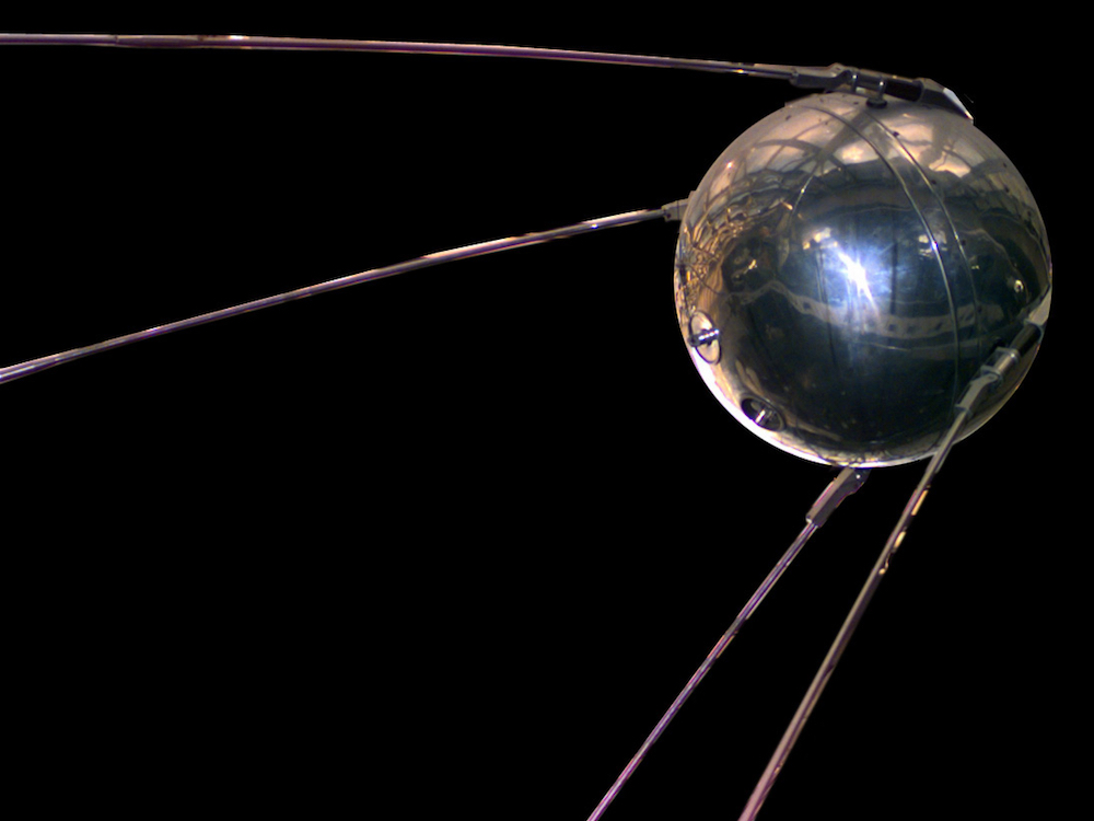 1957: la URSS lanza el Sputnik 1