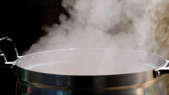 Olla con vapor