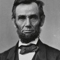 Retrato de Abraham Lincoln. Foto tomada el 8 de noviembre de 1863, once días antes de su famoso discurso de Gettysburg. Wikimedia.