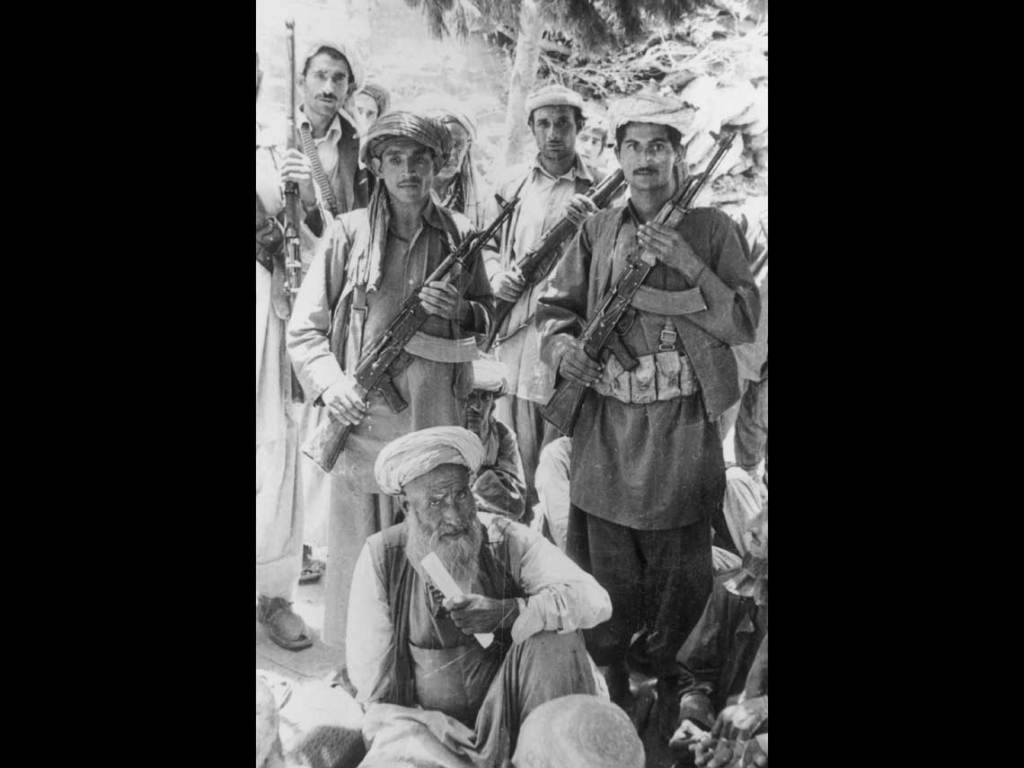 Grupo de guerrilleros afganos