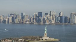 ¿Cuánto costó la isla de Manhattan?