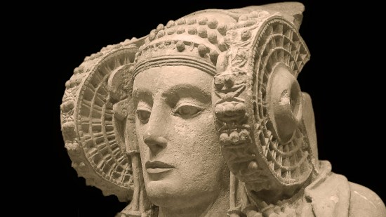 4 de agosto: es encontrada la estatua de la Dama de Elche