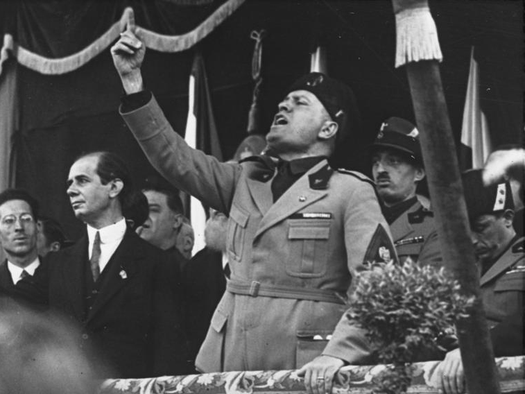 ¿Cuándo nació el fascismo italiano?