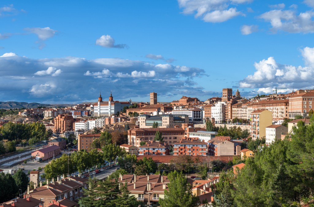 ciudades menos pobladas de España
