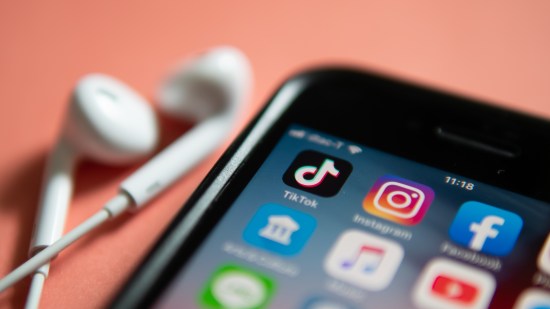 movil-tiktok