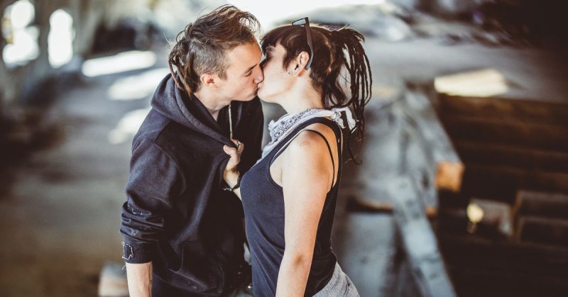 ¿Por qué existe el beso?