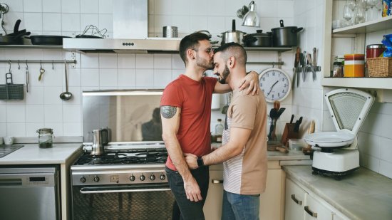 Besos humanos