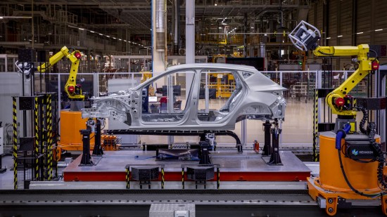 SEAT-SA-kicks-off-electrification-journey-as-it-celebrates-30th-anniversary-of-Martorell-site_03_HQ