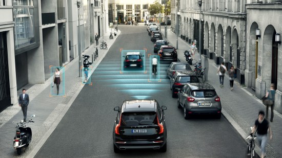 150051_The_all_new_Volvo_XC90_City_Safety
