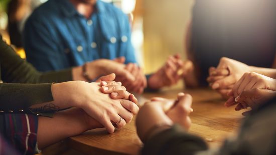 ¿Es verdad que la oración te puede curar?