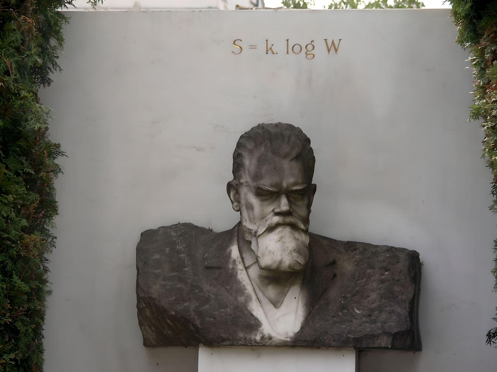 El epitafio más extraño de mundo: S = k log W