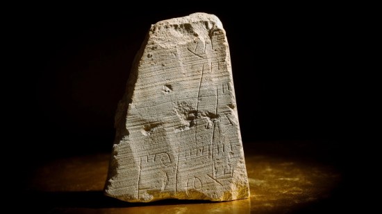 Tablilla de piedra