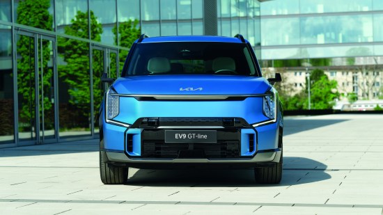 KIA_EV9-GTLine-Static-print_3600x2400_02