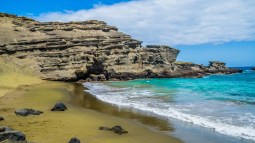 Papakolea beach