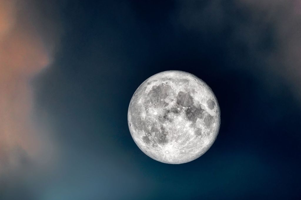 Tiempo de viaje a la Luna