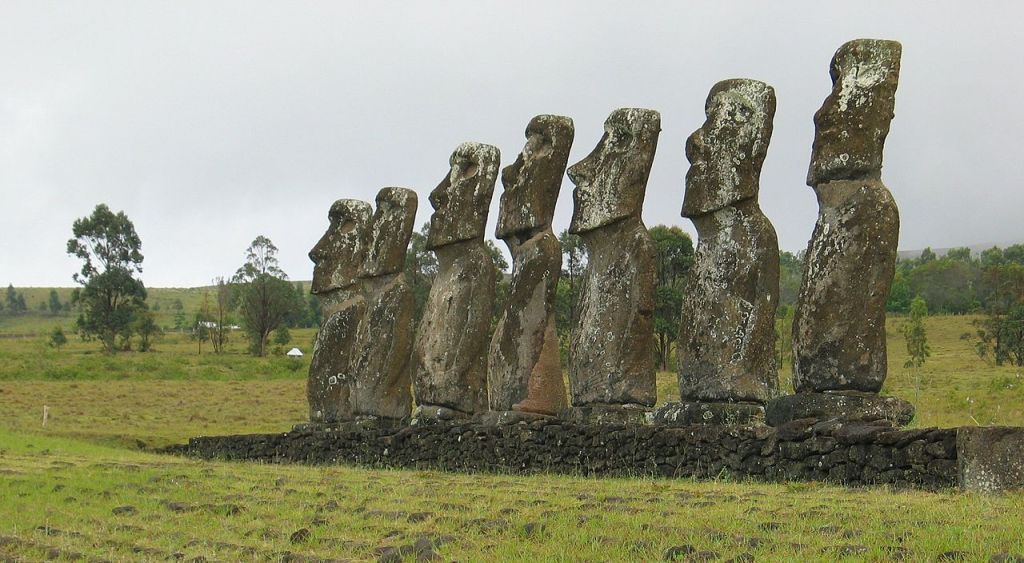 Estatuas tiki