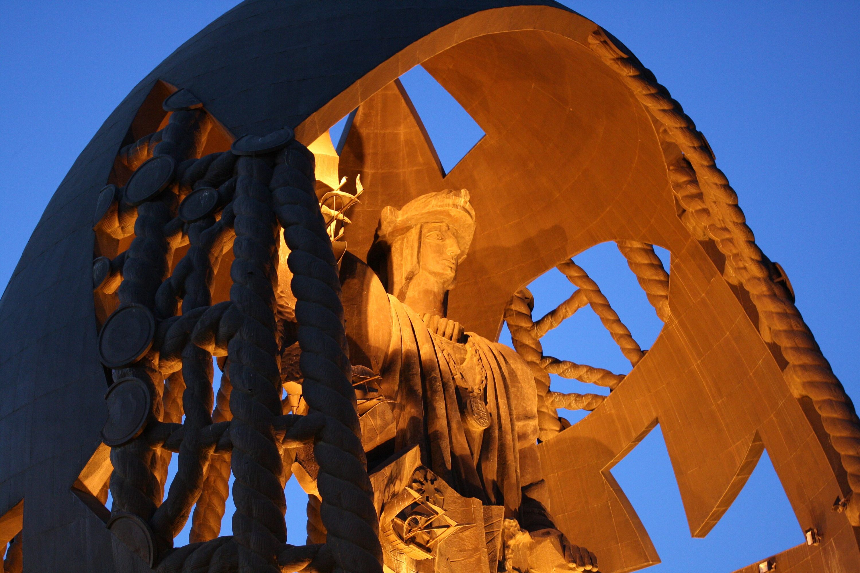 Escultura mas alta España