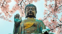 Estatua de Buddha en un monasterio de Hong Kong