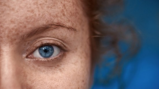 Los ojos azules no existen