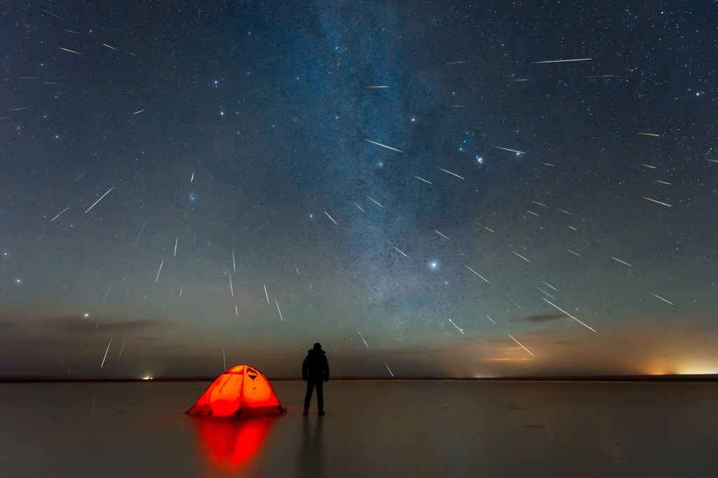 Las maravillas del cielo nocturno de diciembre: lluvias de estrellas y un  cometa el día de Navidad