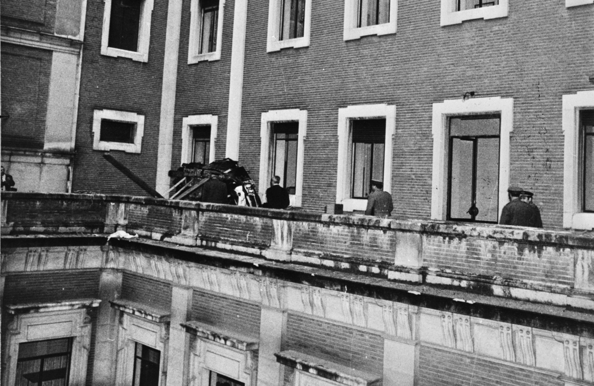 Coche Carrero Blanco