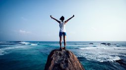 ¿Cómo ser un estoico? Claves para aplicar el estoicismo a la vida moderna