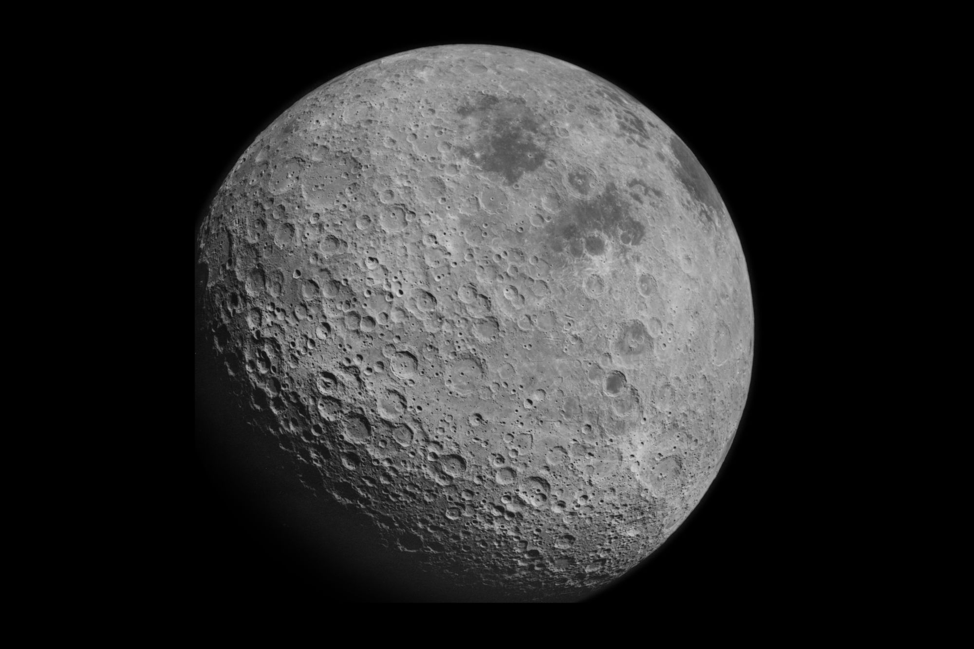 Luna Cara Oculta
