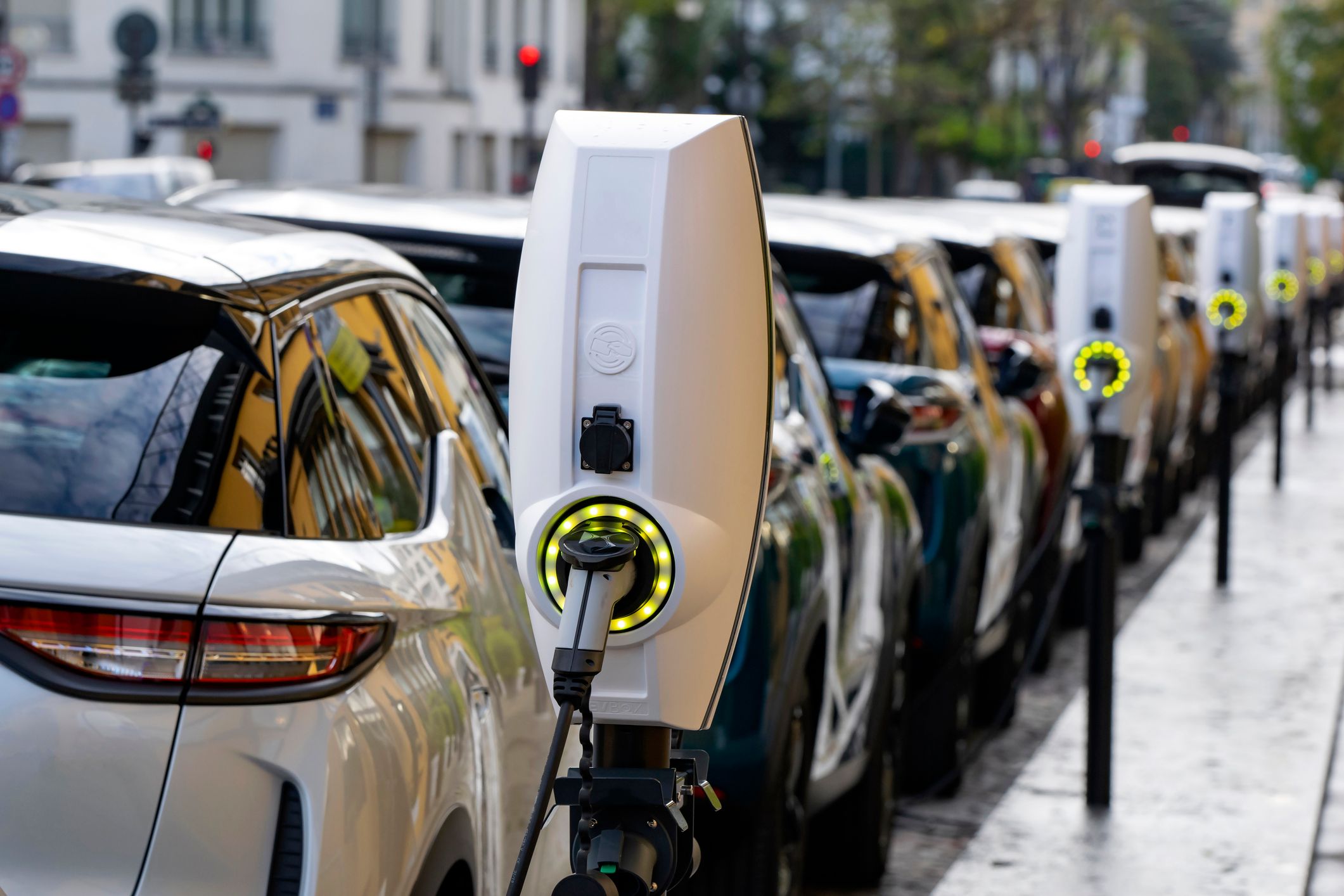 Asimov predijo (y acertó) cómo serían los coches eléctricos hace 50 años