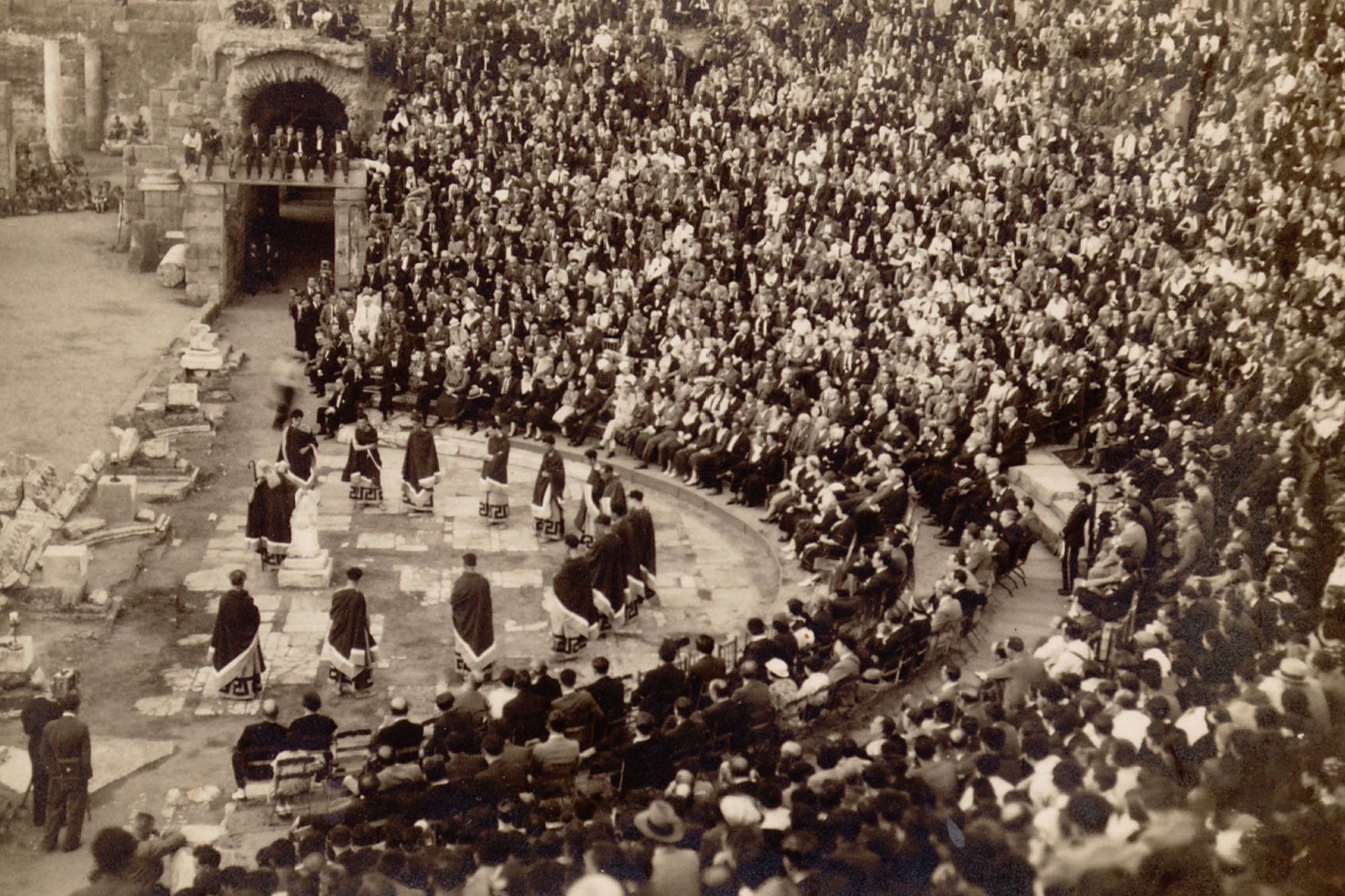 representacion-teatro-romano-merida