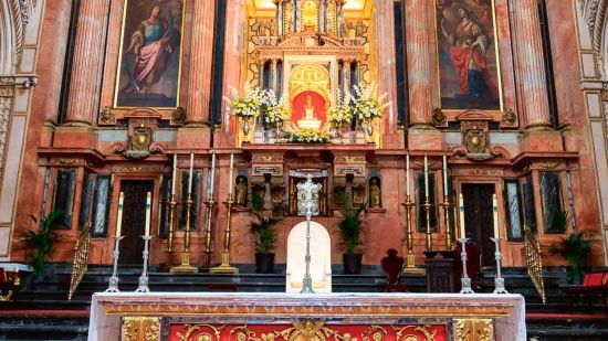 altar-capilla-mayor-catedral-cordoba