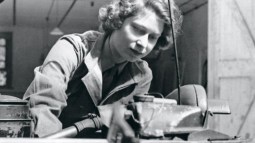 ¿Sabías que Isabel II se alistó en el Ejército durante la Segunda Guerra Mundial?