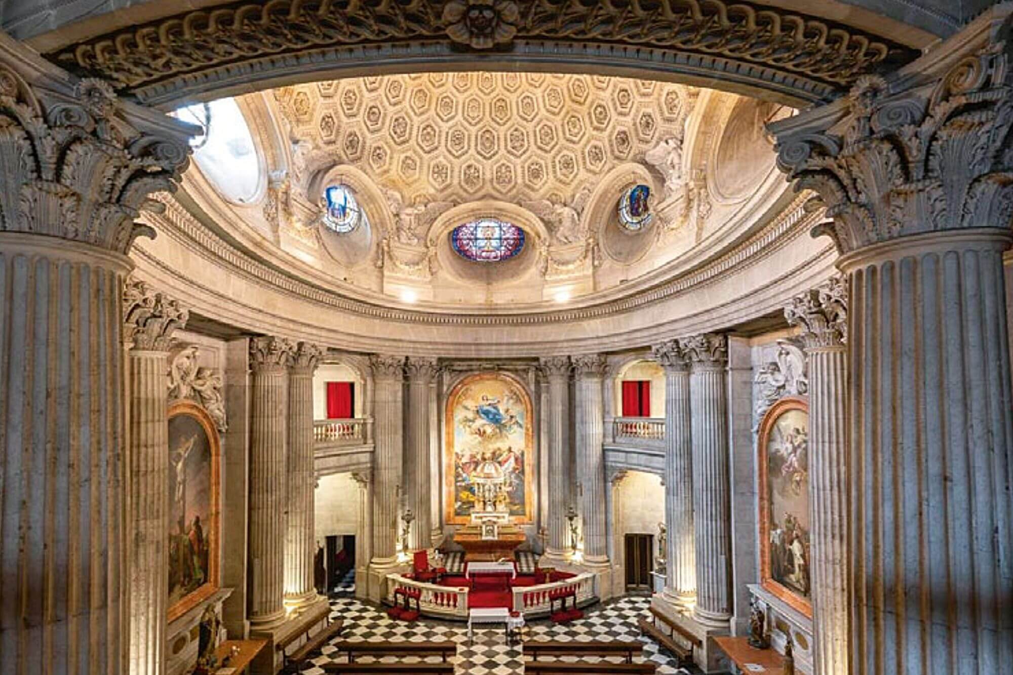 interior-sagrario-catedral-jaen
