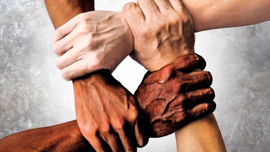 diferentes e iguales