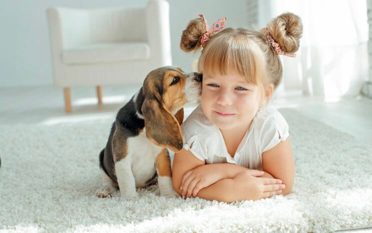 niña con cachorro 1