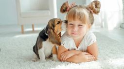 niña con cachorro 1