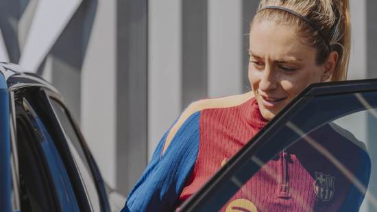 What-will-the-new-Spotify-Camp-Nou-be-like-Barca-players-discover-its-virtual-version-behind-the-wheel-of-the-CUPRA-UrbanRebel-Racing-Concept_04_HQ