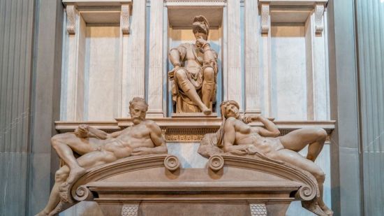 La Aurora y el Crepúsculo a los pies de la tumba de Lorenzo de Medici