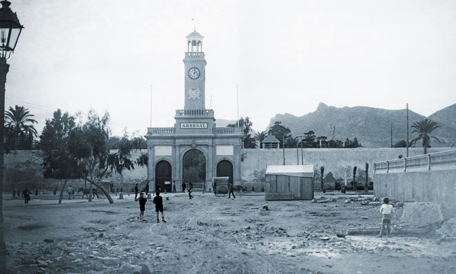 Astillero y base naval de Cartagena en 1923