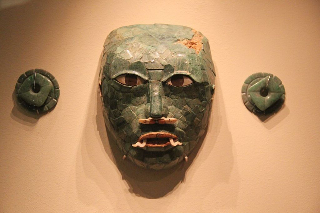 Máscara maya de jade