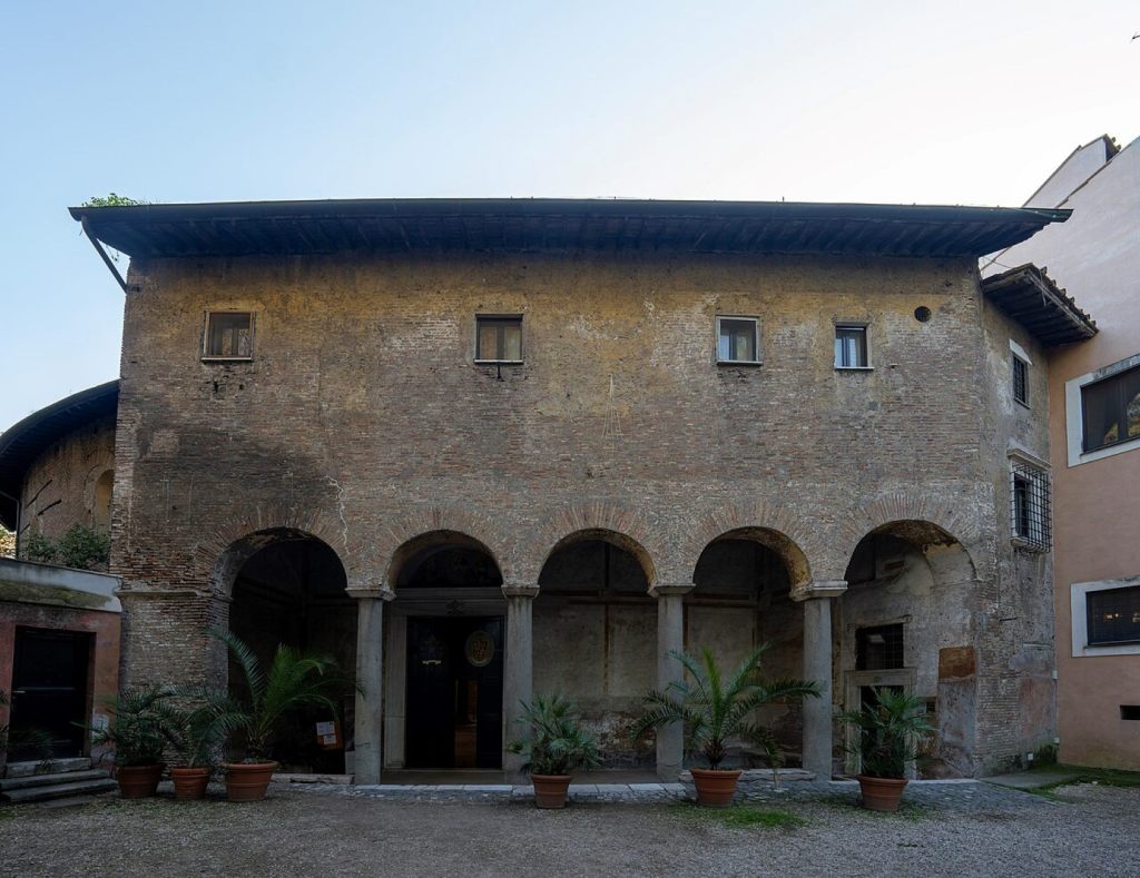Atrio de la iglesia de Santo Stefano Rotondo