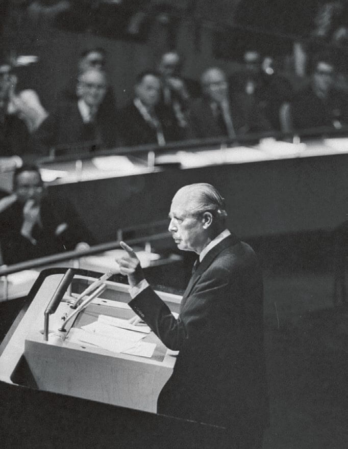 Primer ministro Harold Macmillan