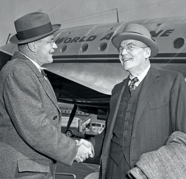 Hermanos Dulles