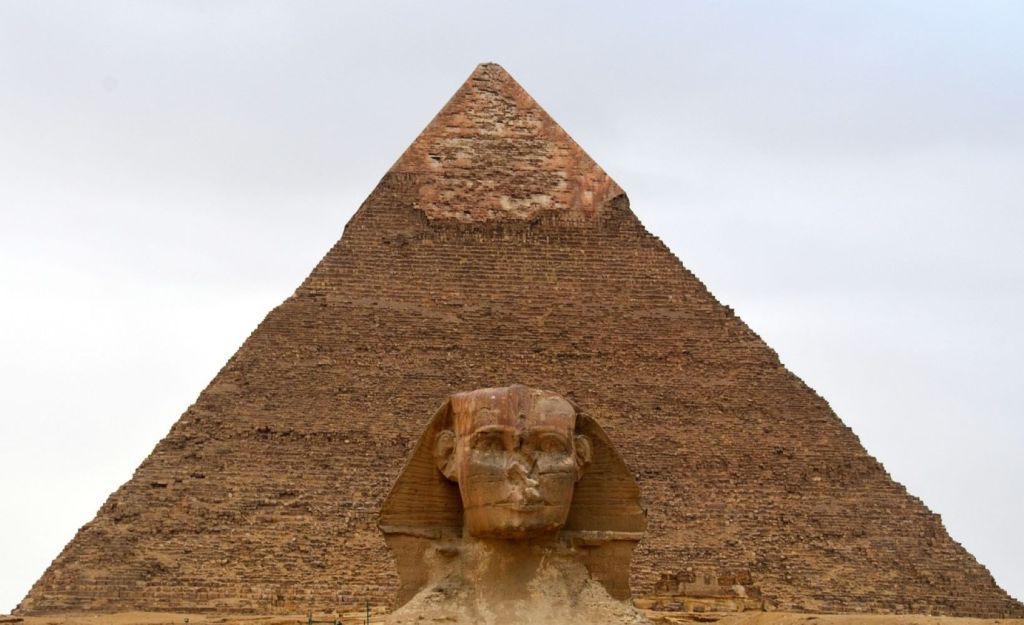 Pirámide y esfinge, Egipto