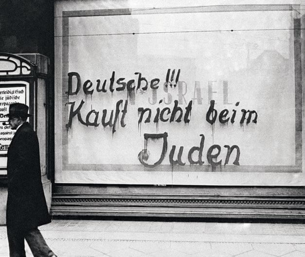 Escaparate de una tienda judía en Berlín en 1933