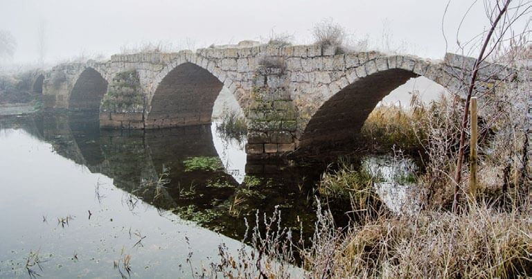 Puente romano de Sasamón