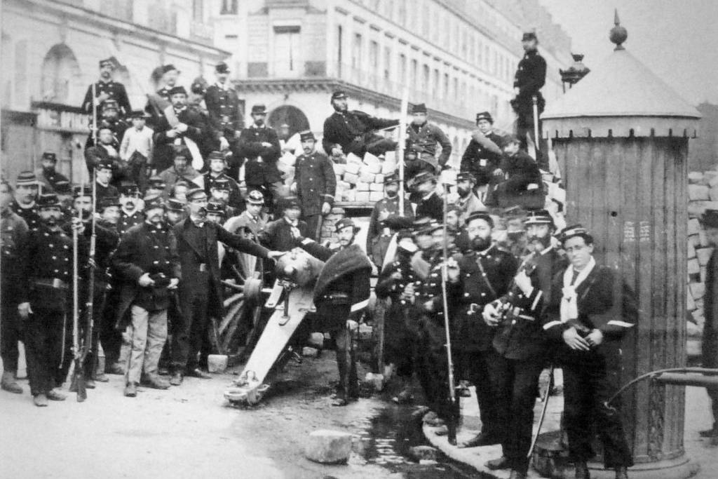 Los comuneros toman la Rue de Castiglione en un estallido de revolución