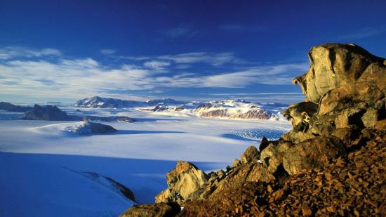 Glaciares y cordilleras de la península antártica